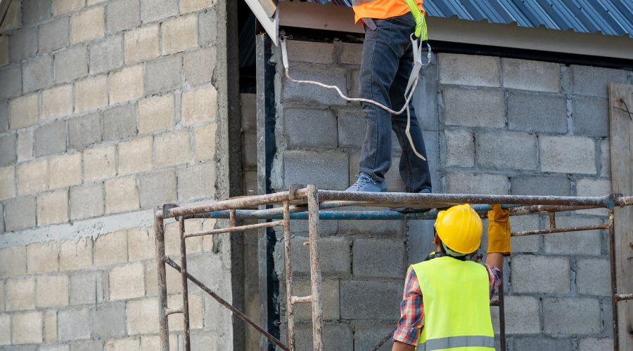 Professional New roof installation in Palestine, IL